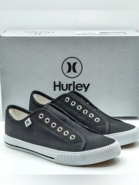 Hurley Chloe Ladies’ Slip-On Canvas Fashion Sneaker - Size 6